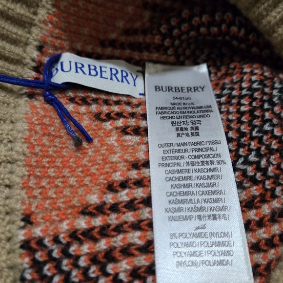 Burberry Cashmere Blend Tan and Black Checkered Winter Hat. Gorgeous. - Picture 5 of 6